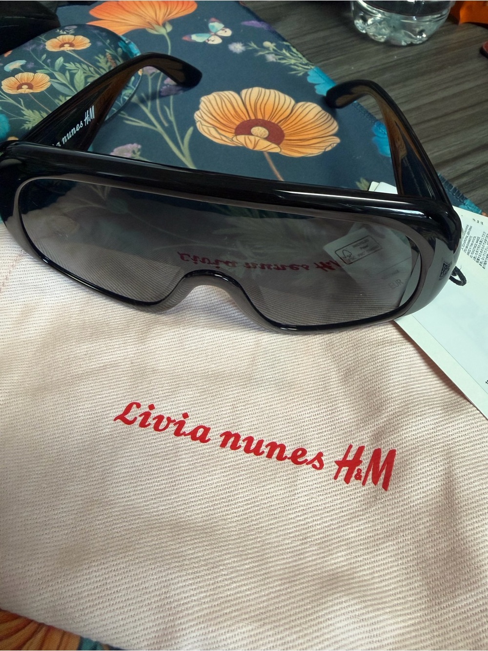 NWT Livia Nunes x H&M Polarized Shield Sunglasses - Picture 10 of 10